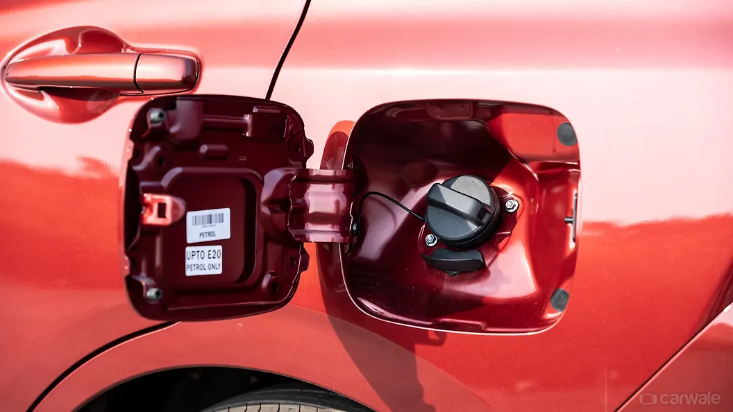 Maruti Suzuki Dzire Open Fuel Lid
