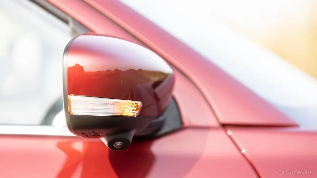 Maruti Suzuki Dzire ORVM Blinker