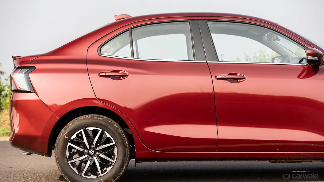 Maruti Suzuki Dzire Rear Quarter Glass