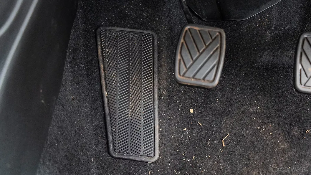Maruti Suzuki Dzire Dead Pedal
