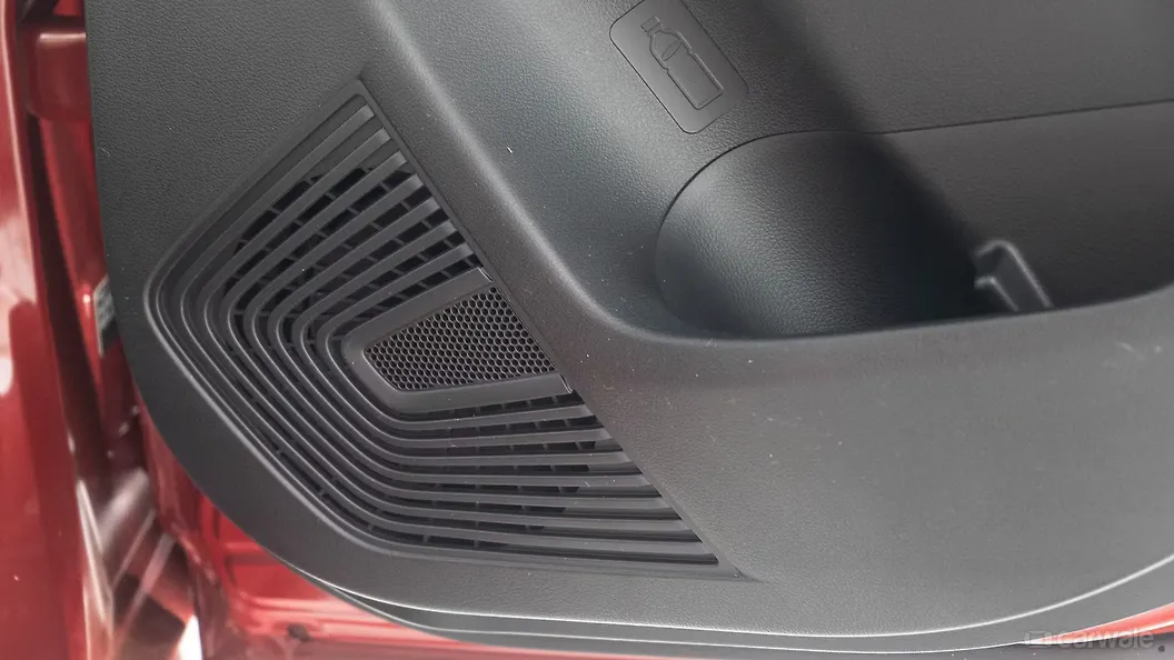 Maruti Suzuki Dzire Rear Speakers