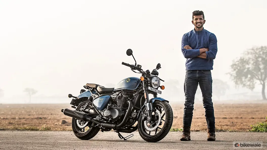 Royal Enfield Shotgun 650 Right Side View