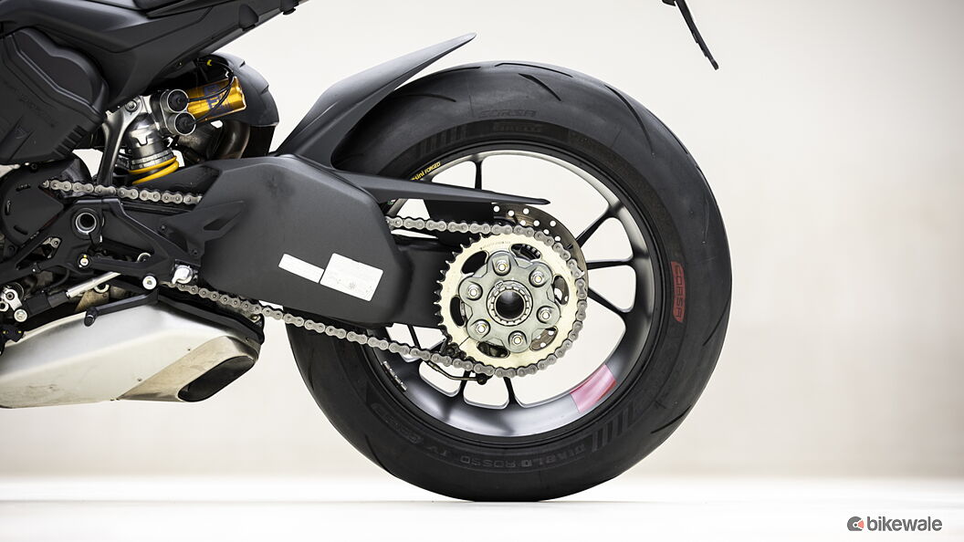 Ducati Streetfighter V4 Chain Cover