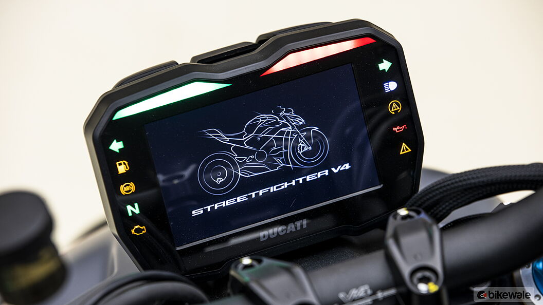 Ducati Streetfighter V4 Gear Shift Indicator