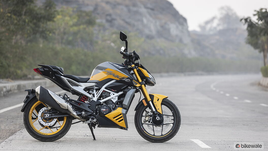 TVS Apache RTR 310 Right Side View Image – BikeWale