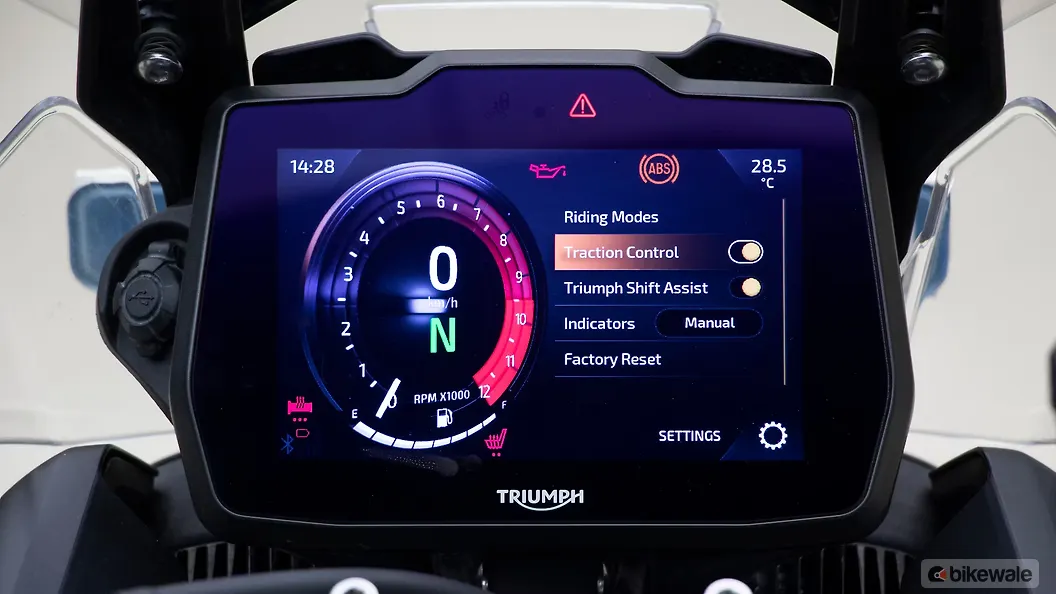 ट्रायम्फ़ टाइगर 900 गियर शिफ़्ट इंडिकेटर