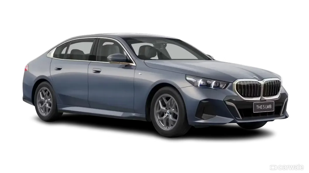 BMW 5 Series Right Front Three Quarter