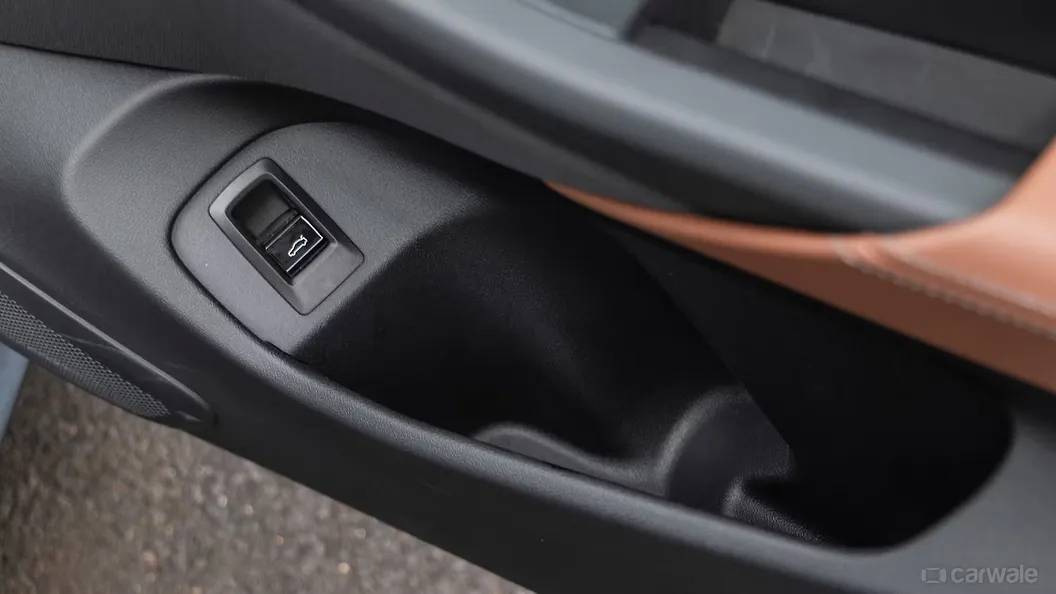BMW 5 Series Boot Release Lever/Fuel Lid Release Lever