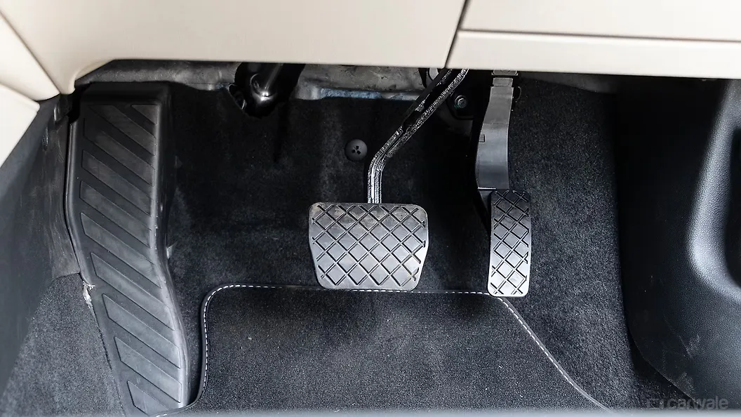 Skoda Slavia Pedals/Foot Controls