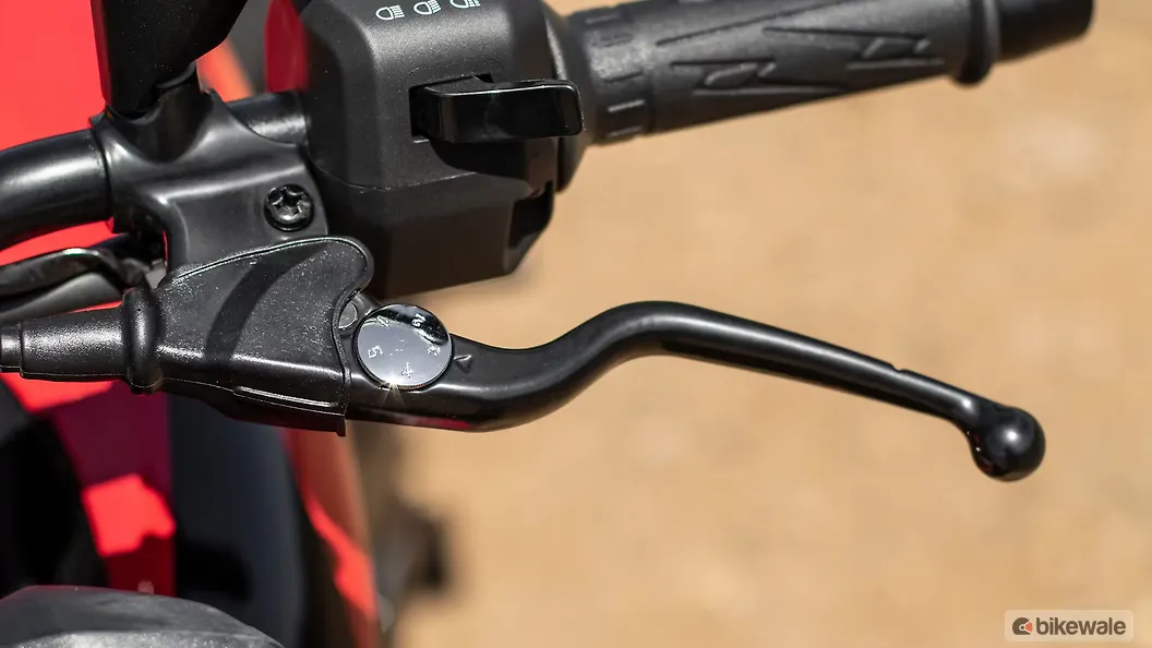 Bajaj Pulsar NS400Z Clutch Lever Image BikeWale