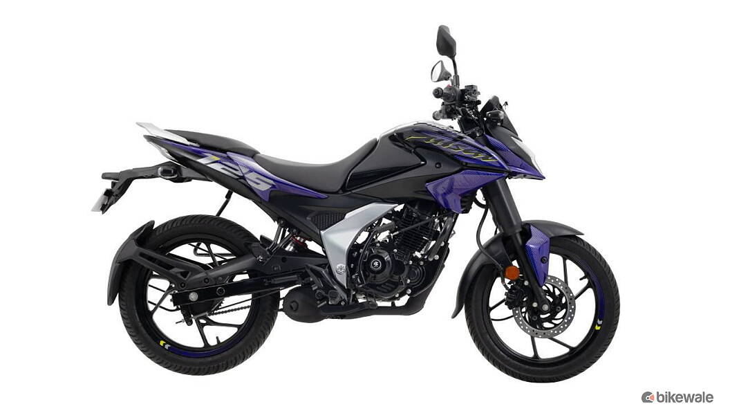 Bajaj Pulsar N125 Right Side View Image – BikeWale