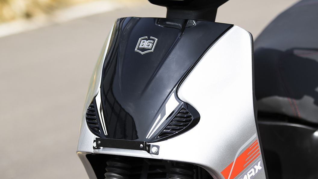 BGauss RUV 350 Head Light Image – BikeWale