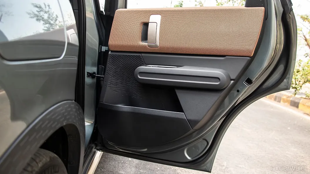 Mini Countryman Electric Rear Door Pad