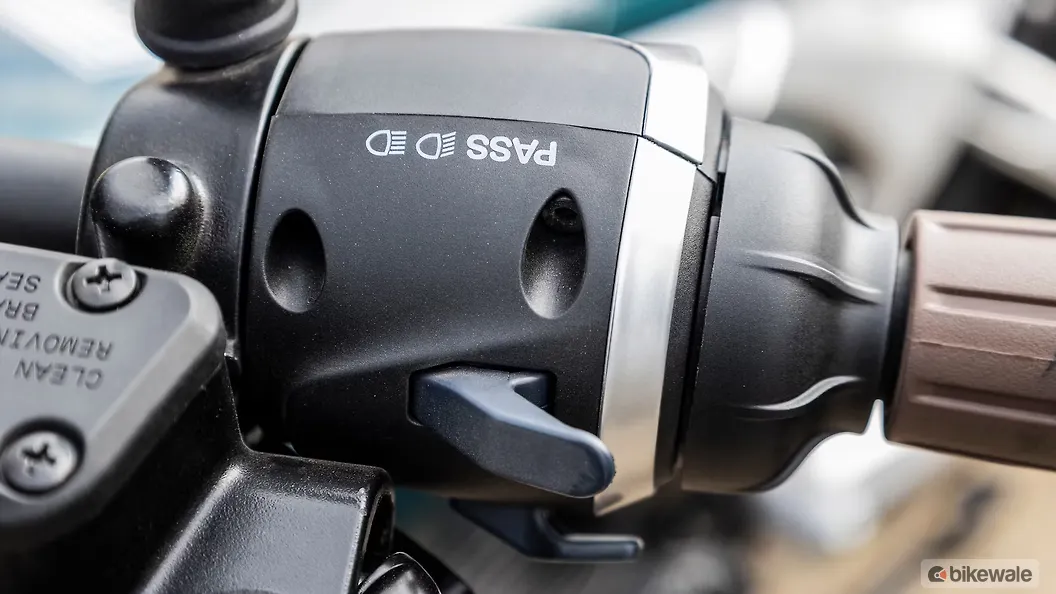 Royal Enfield Flying Flea C6 High Beam Low Beam Switch Image – BikeWale
