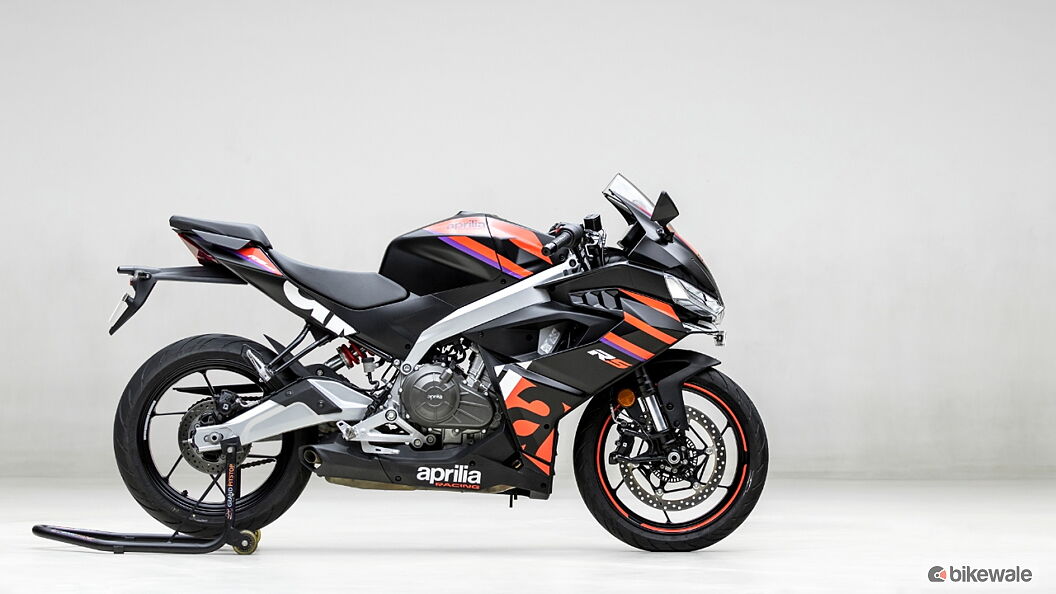 Aprilia RS 457 Right Side View Image – BikeWale