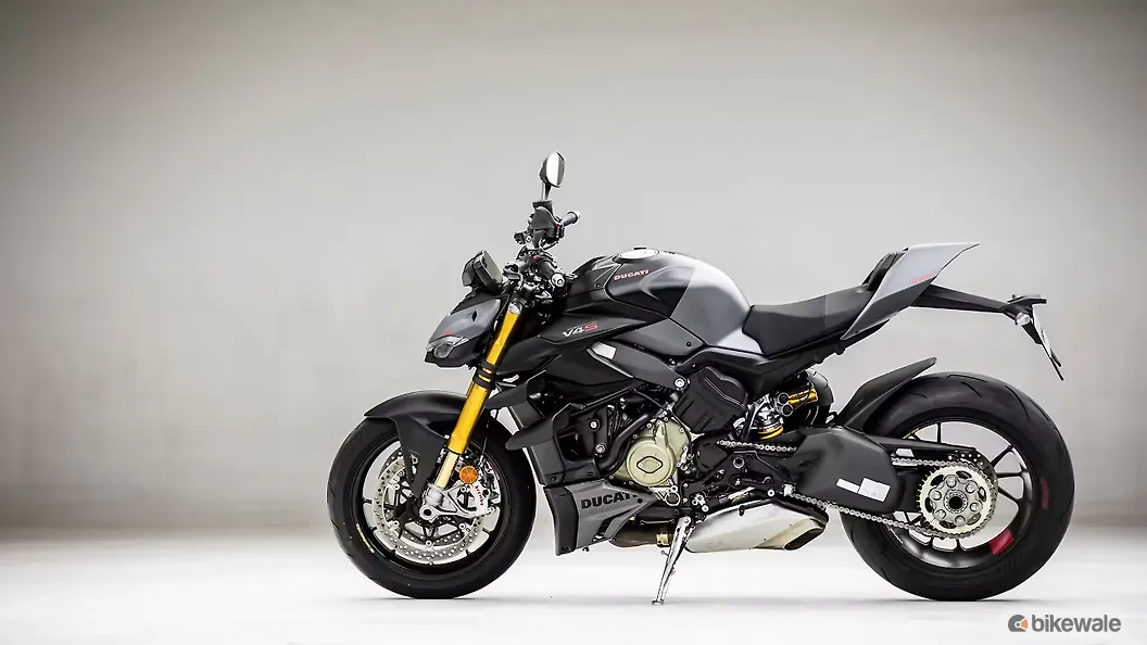 Ducati Streetfighter V4 Left Rear Three Quarter Image – BikeWale
