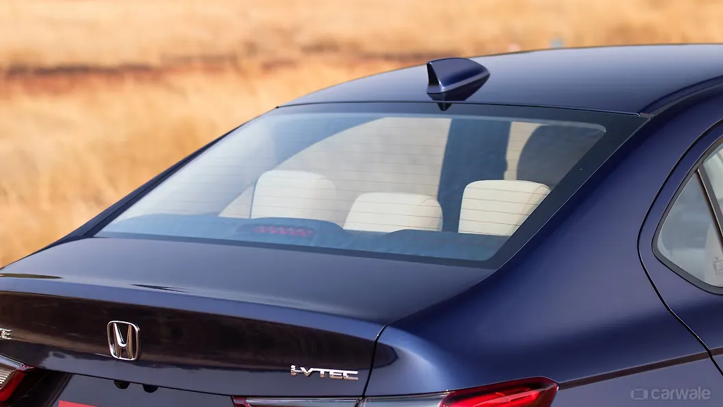 Honda Amaze Rear Windshield/Windscreen