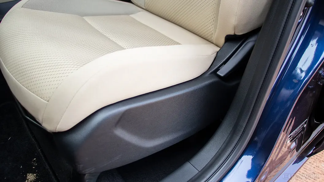 Honda Amaze Seat Adjustment Manual for Front Passenger