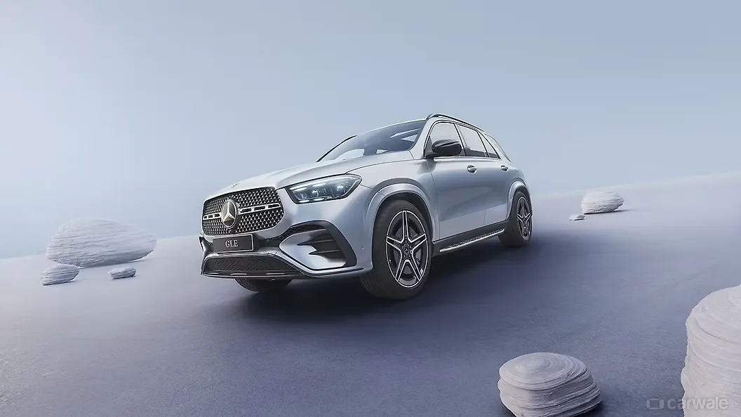 मर्सिडीज़ बेंज़ GLE लेफ्ट फ्रंट थ्री क्वार्टर