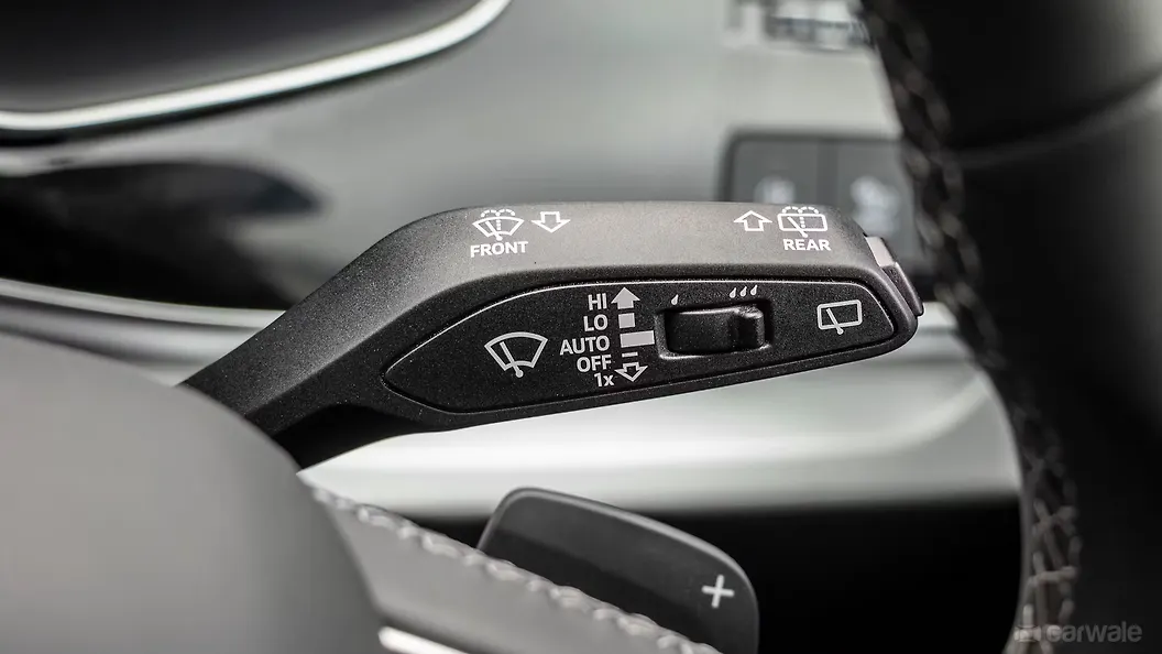 ऑडी Q8 वाइपर स्टॉक