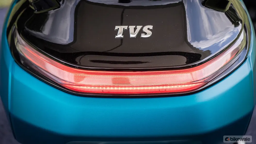 TVS Jupiter Tail Light Image BikeWale