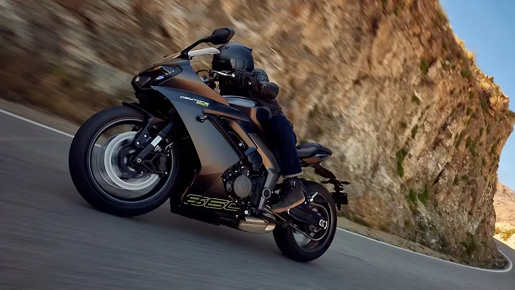 Triumph Daytona 660 TFT / Instrument Cluster Image – BikeWale