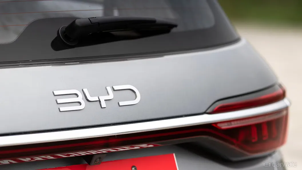 BYD eMax 7 Rear Logo BYD eMax 7 Rear Logo