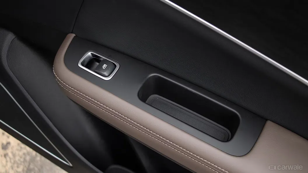 BYD eMax 7 Rear Power Window Switches