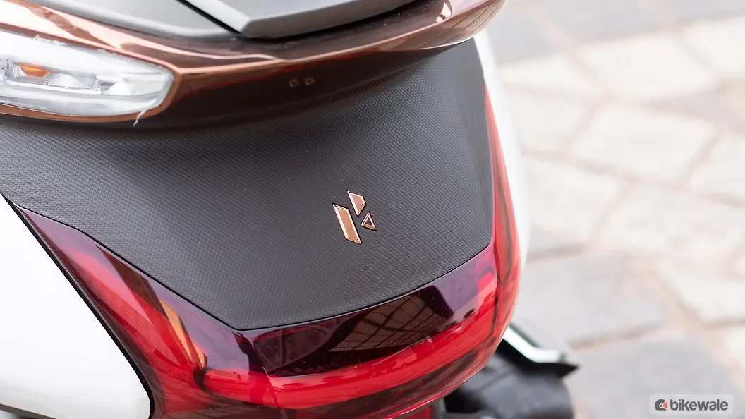 Hero Destini 125 Tail Light Image – BikeWale