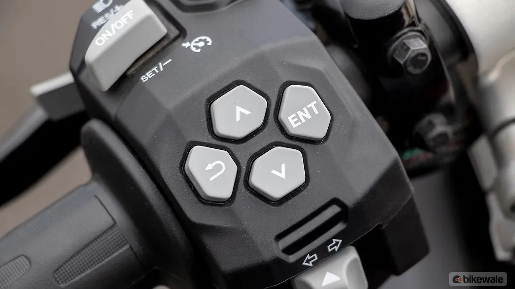 TVS Apache RR 310 Multifunction Switchgear Image – BikeWale
