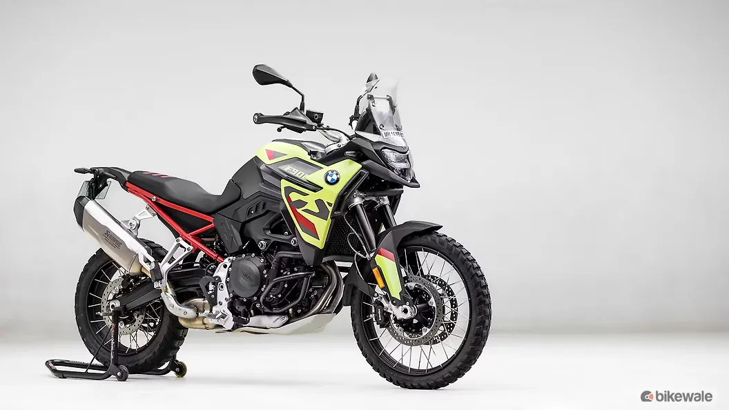 BMW F 900 GS Right Front Three Quarter
