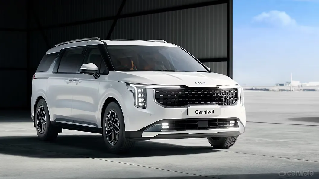 Kia Carnival Right Front Three Quarter