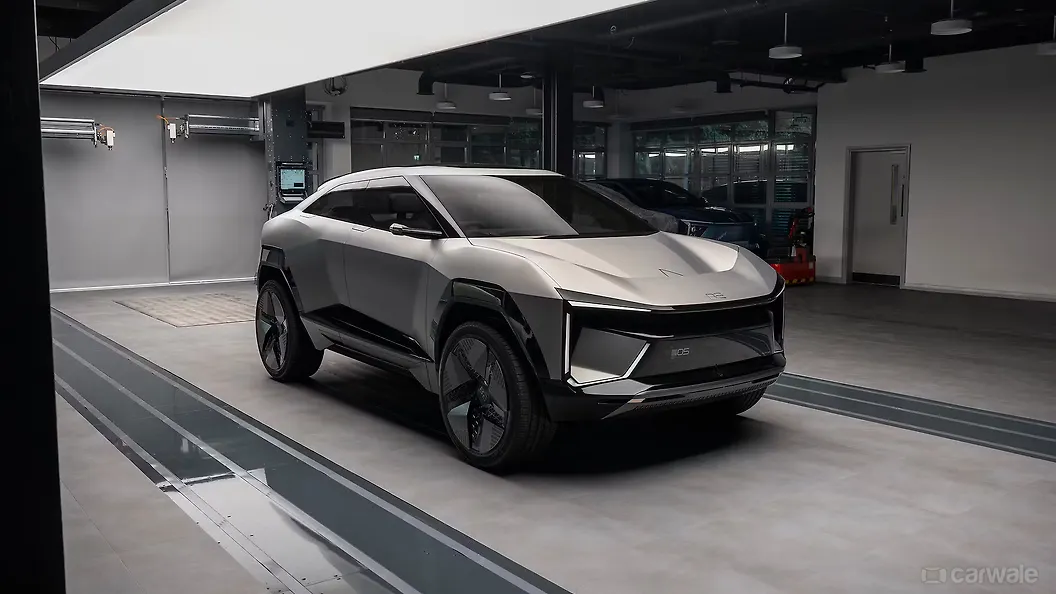 Mahindra BE 6 Right Front Three Quarter