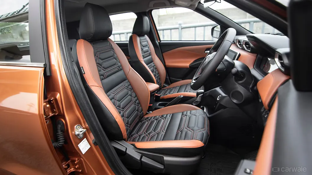 Magnite Front View Image, Magnite Photos in India CarWale