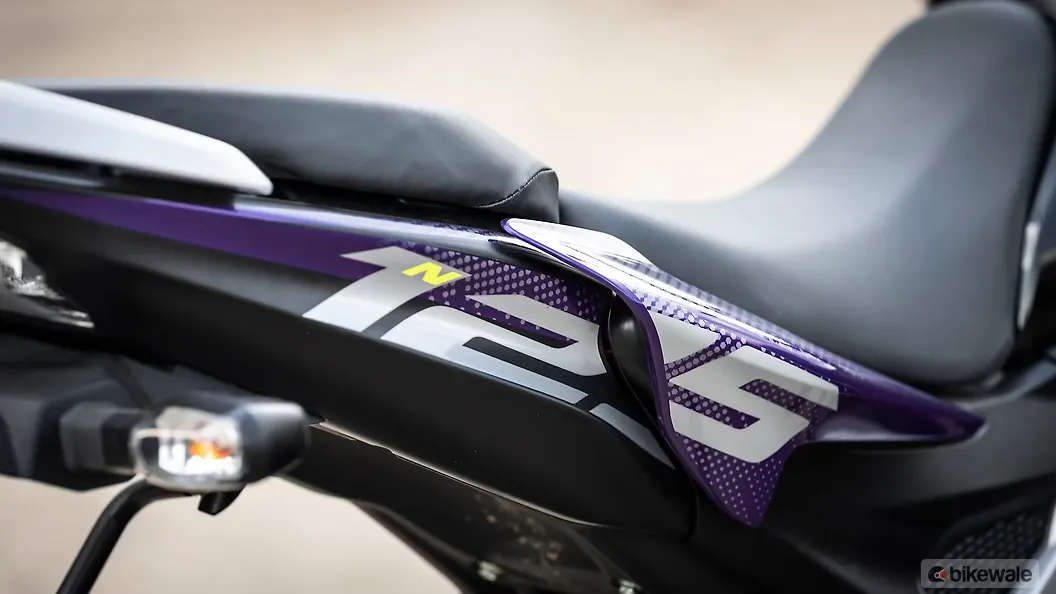 Bajaj Pulsar N125 Fuel Tank Image BikeWale