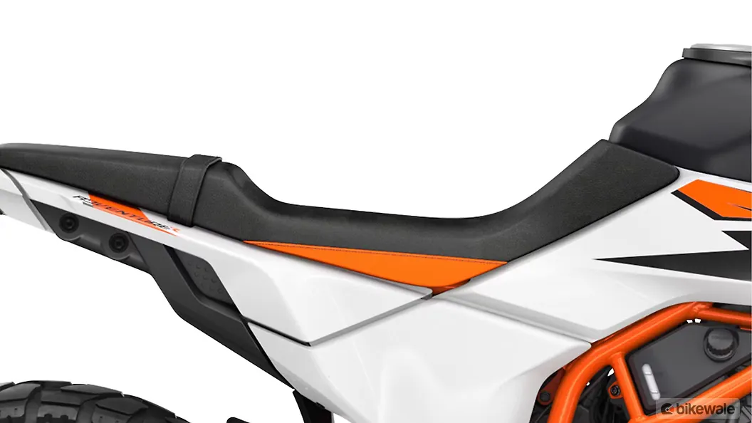 KTM 390 Adventure R Rear Reflex Reflector Image – BikeWale