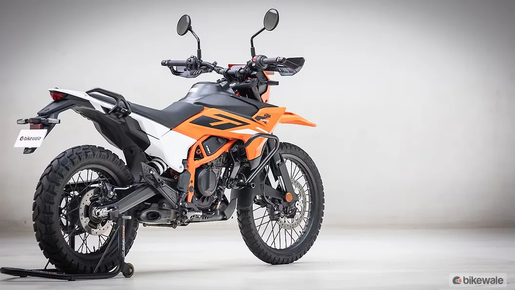 KTM 390 Enduro R Right Rear Three Quarter Image – BikeWale