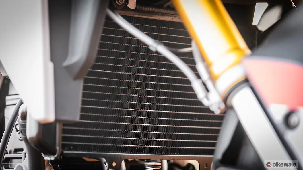 Gs450 Radiator BMW F 450 GS Side Fairing Image – BikeWale