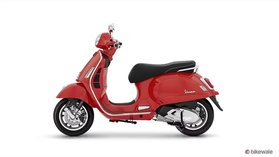 Vespa 946 Dragon Rear View Image – BikeWale