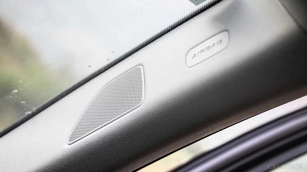 ऑडी q7 दाहिनी ओर कर्टन एयरबैग