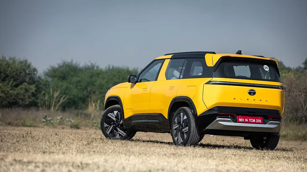 टाटा सिएरा लेफ्ट रियर थ्री क्वार्टर