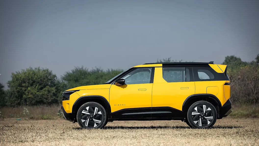 टाटा सिएरा लेफ्ट साइड दृश्य