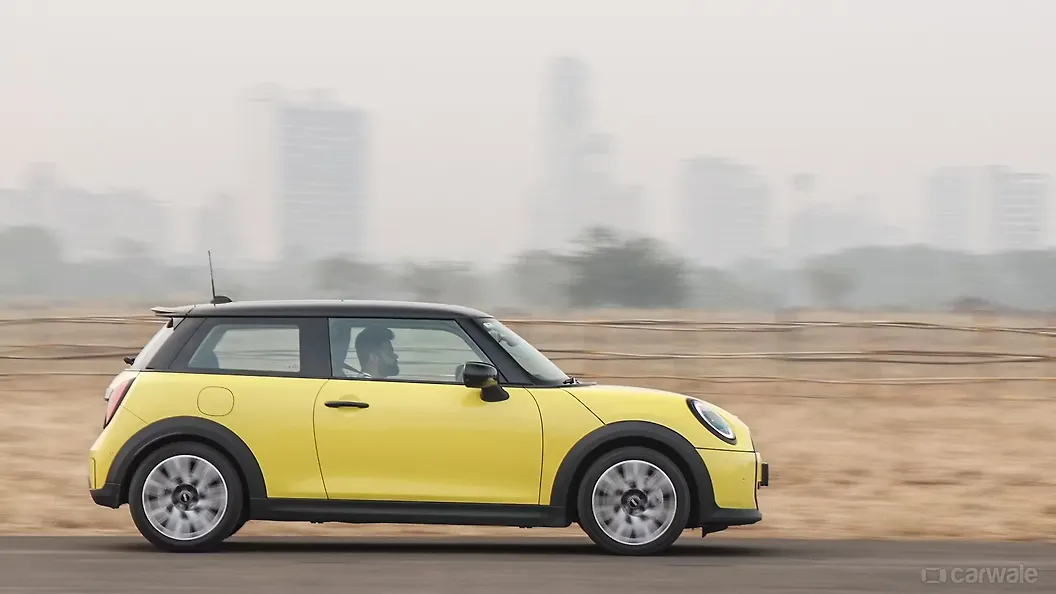 Mini Cooper Right Side View