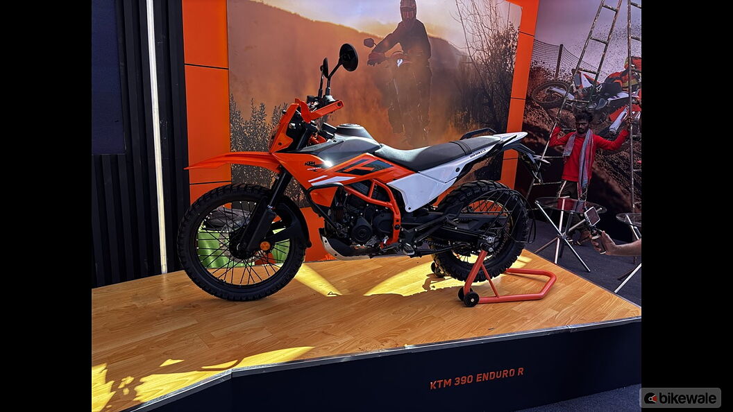 KTM 390 Enduro R Right Side View Image – BikeWale