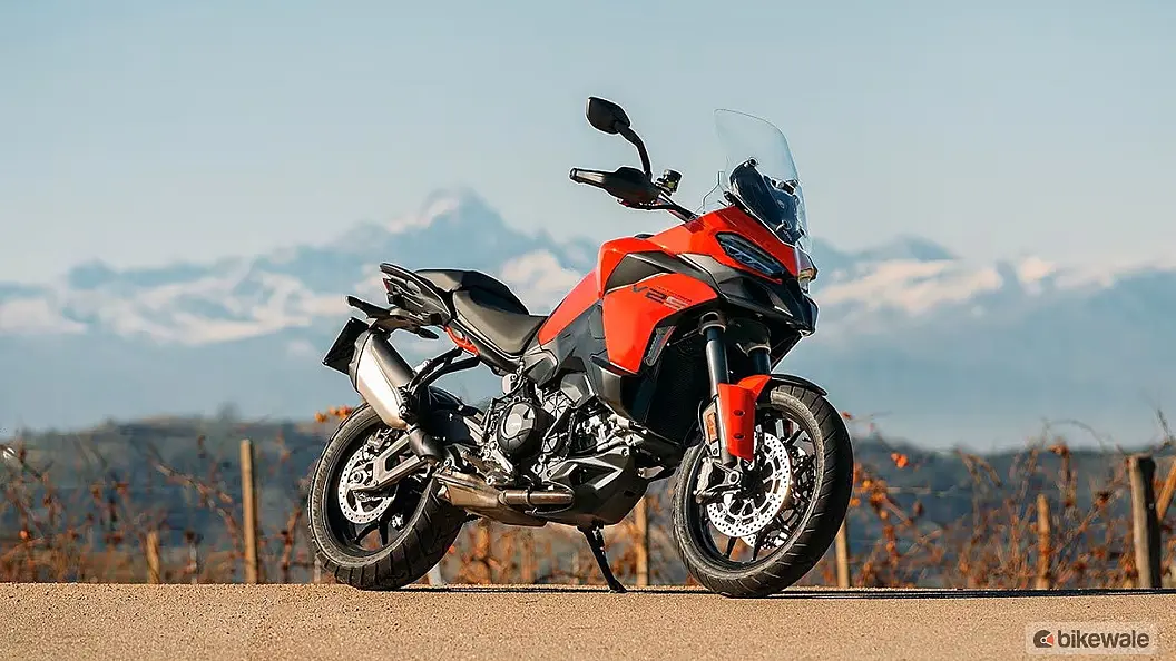 Ducati Multistrada V2 [2025] Right Front Three Quarter Image BikeWale