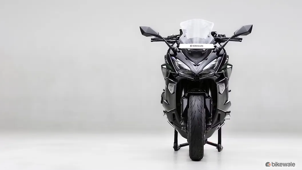 Kawasaki Ninja 1100SX [2025] Left Front Three Quarter Image – BikeWale