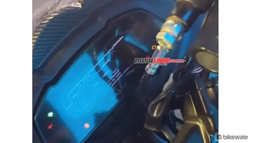 Bajaj Pulsar RS 200 Right Side View