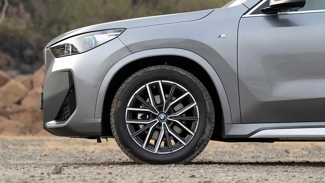 BMW iX1 LWB Wheel