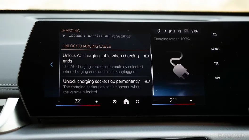 BMW iX1 LWB AC Controls