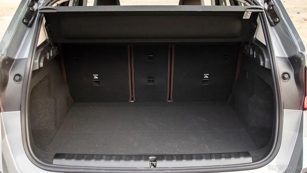 BMW iX1 LWB Bootspace